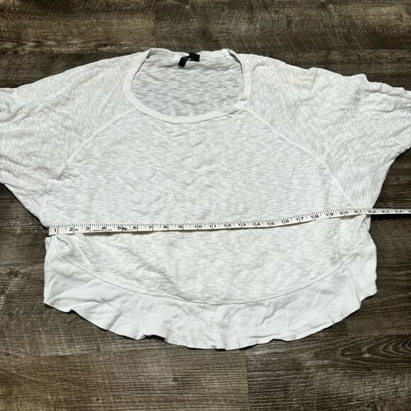 Leaf of Center White Sweater Size Small - Picture 7 of 8